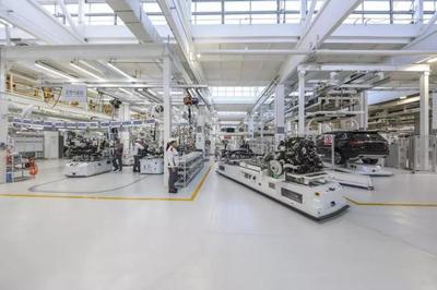 當紅不讓！紅旗工廠探訪紀實 盡享民族工業品牌典范，賦能單位后勤管理服務